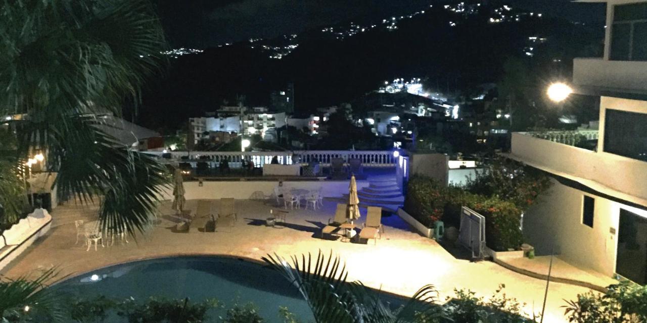 Villa Costa Chica Comodisimo Piscina Gigante Jardines Acapulco Exterior photo